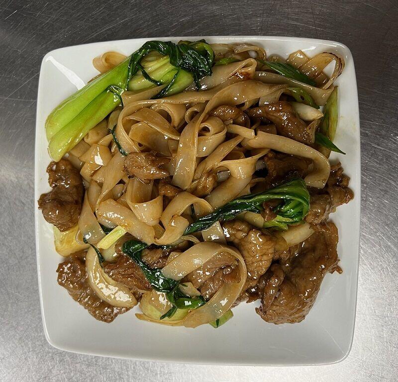 Beef Stir-Fried Ho Fun